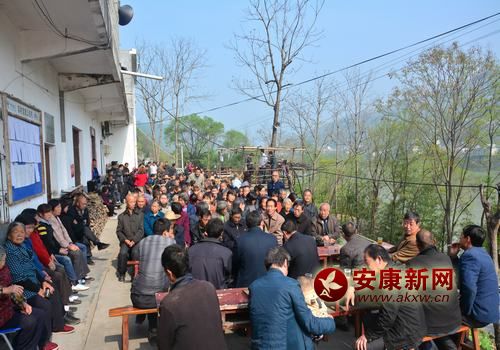 1ţǴĴί(hu)fxeF(xin)(chng)ڲ5׌30L(zhng)cBĈ(chng)eС.JPG