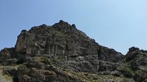 ͨ򷱘s֮·ڶԽɽ